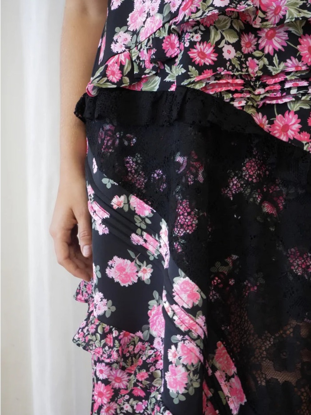 FOR LOVE & LEMONS ROSALYN MAXI DRESS IN BLACK - Picture 7 of 7